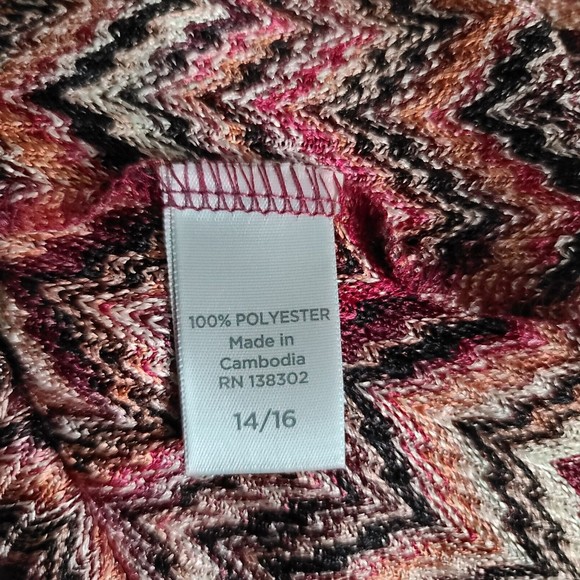 Avenue Women Sleeveless Blouse Tank Top Size 14/16 Chevron Pattern Burgundy EUC - Picture 7 of 8